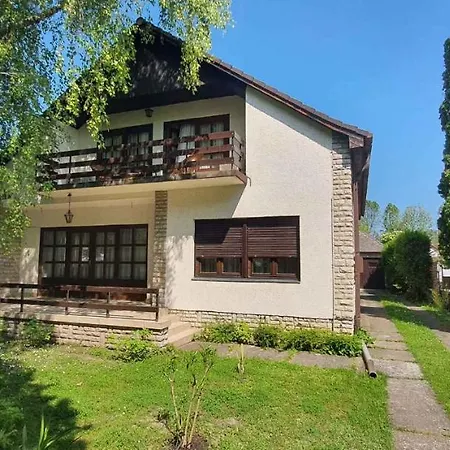 In - Balaton 43409 Siófok